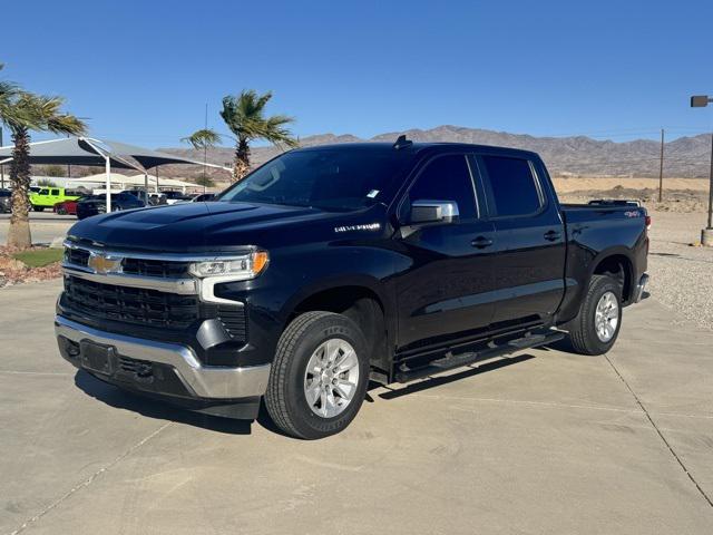 2022 Chevrolet Silverado 1500 4WD Crew Cab Standard Bed LT