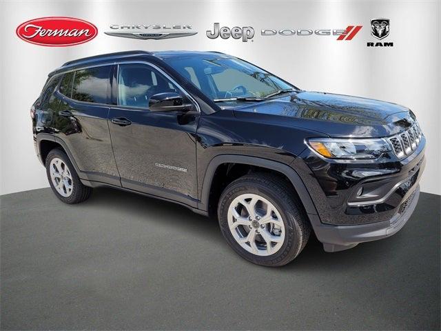 2025 Jeep Compass COMPASS LATITUDE 4X4