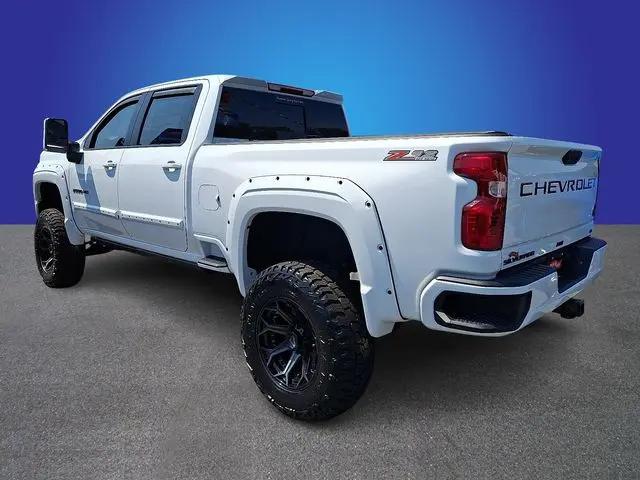 2025 Chevrolet Silverado 2500HD 4WD Crew Cab Standard Bed LT