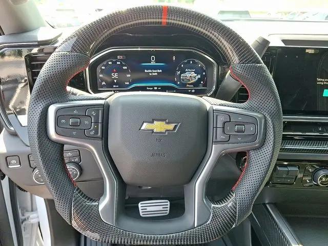 2025 Chevrolet Silverado 2500HD 4WD Crew Cab Standard Bed LT