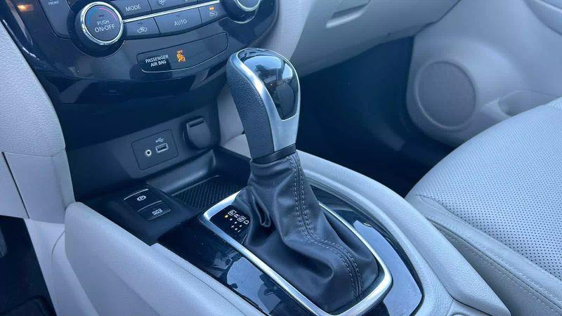 2021 Nissan Rogue Sport SL AWD Xtronic CVT