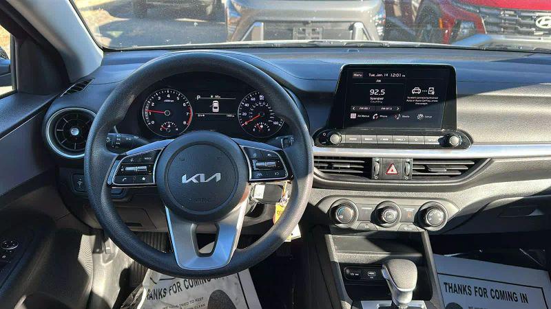 2023 Kia Forte LXS