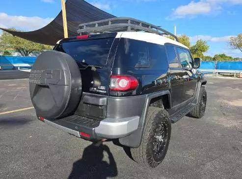 2012 Toyota FJ Cruiser Base