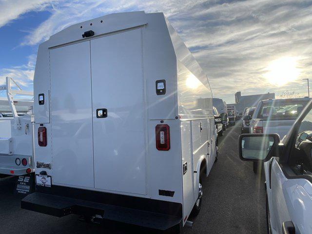 2024 Ford Transit Cutaway T-350 156 SRW