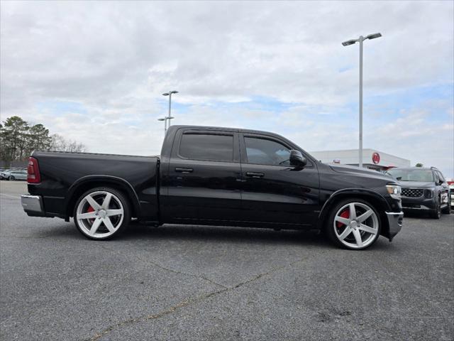 2019 RAM 1500 Laramie Crew Cab 4x2 57 Box
