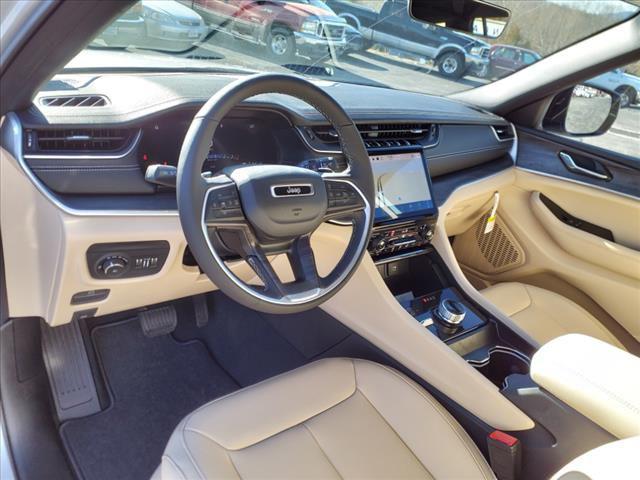 2025 Jeep Grand Cherokee L Limited 4x4