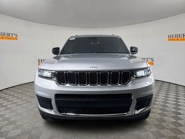 2025 Jeep Grand Cherokee GRAND CHEROKEE L LAREDO X 4X2