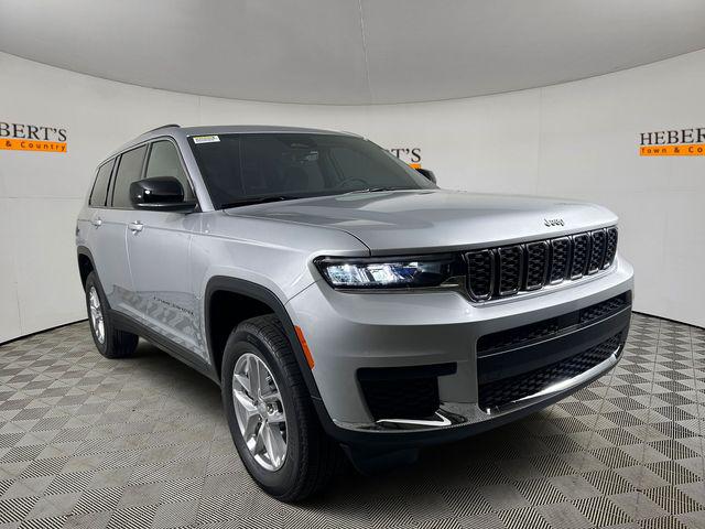 2025 Jeep Grand Cherokee GRAND CHEROKEE L LAREDO X 4X2