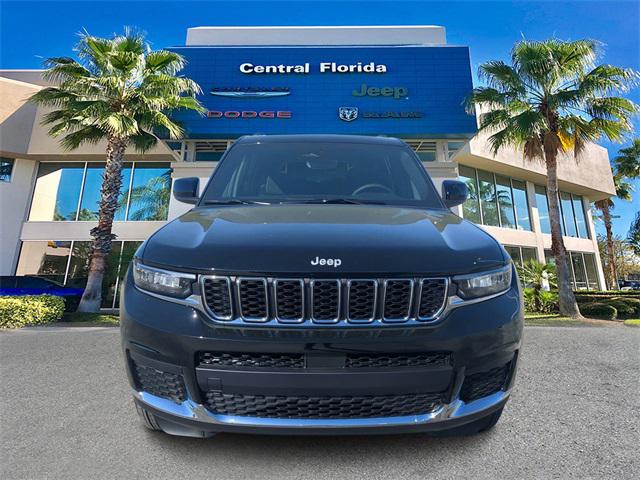 2025 Jeep Grand Cherokee GRAND CHEROKEE L LAREDO X 4X4