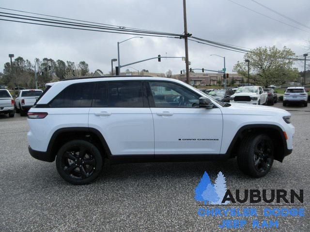 2025 Jeep Grand Cherokee GRAND CHEROKEE ALTITUDE X 4X4
