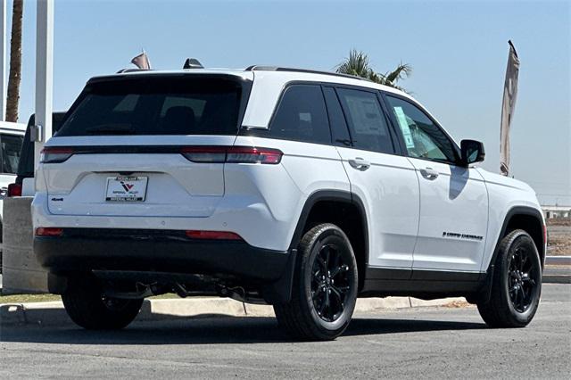 2025 Jeep Grand Cherokee GRAND CHEROKEE ALTITUDE 4X4
