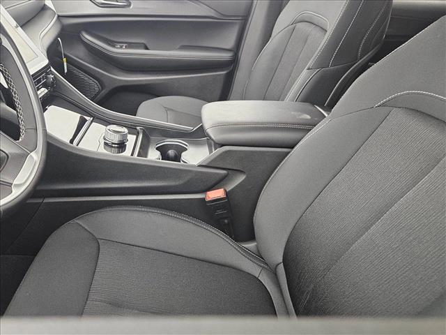 2025 Jeep Grand Cherokee GRAND CHEROKEE L LAREDO X 4X2
