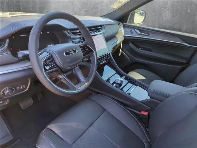2025 Jeep Grand Cherokee GRAND CHEROKEE OVERLAND 4X4