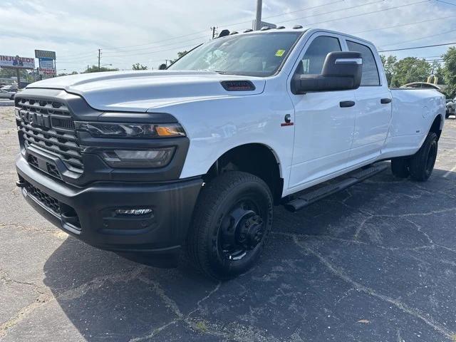 2025 RAM Ram 3500 RAM 3500 TRADESMAN CREW CAB 4X4 8 BOX