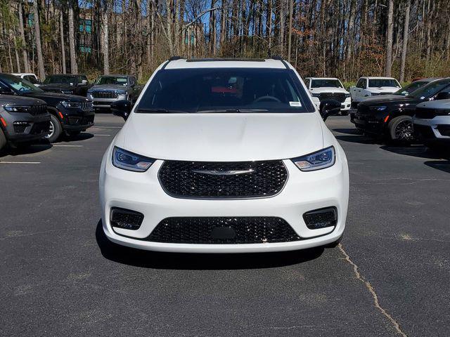 2025 Chrysler Pacifica Hybrid PACIFICA PLUG-IN HYBRID S APPEARANCE