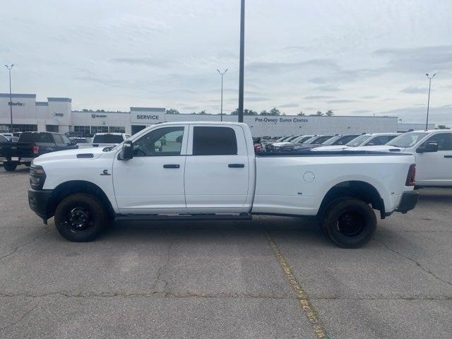 2025 RAM Ram 3500 RAM 3500 TRADESMAN CREW CAB 4X4 8 BOX