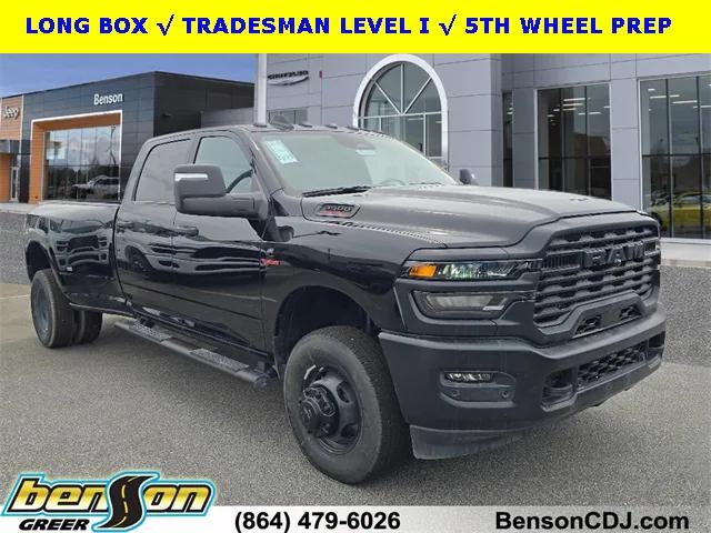 2025 RAM Ram 3500 RAM 3500 TRADESMAN CREW CAB 4X4 8 BOX