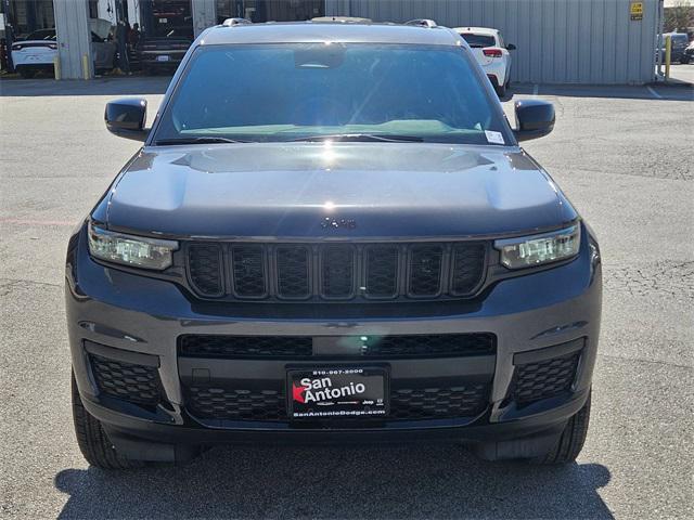 2025 Jeep Grand Cherokee GRAND CHEROKEE L ALTITUDE 4X2