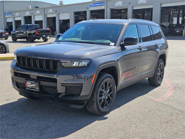 2025 Jeep Grand Cherokee GRAND CHEROKEE L ALTITUDE 4X2