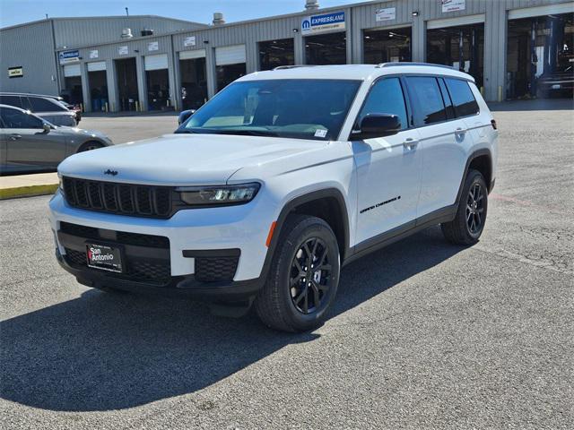 2025 Jeep Grand Cherokee GRAND CHEROKEE L ALTITUDE 4X2