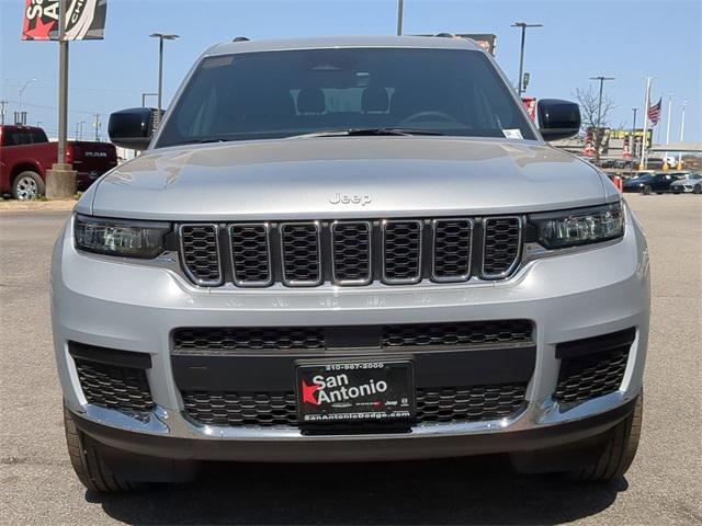 2025 Jeep Grand Cherokee GRAND CHEROKEE L LAREDO X 4X2