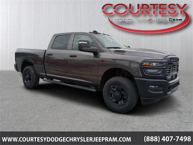 2025 RAM Ram 3500 RAM 3500 TRADESMAN CREW CAB 4X4 64 BOX