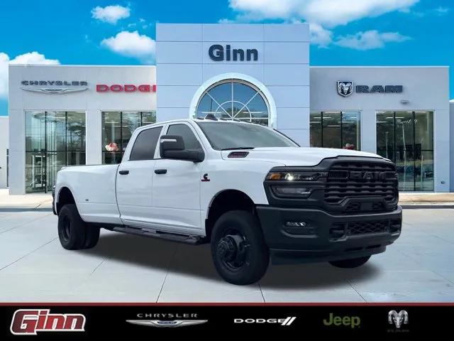 2025 RAM Ram 3500 RAM 3500 TRADESMAN CREW CAB 4X4 8 BOX
