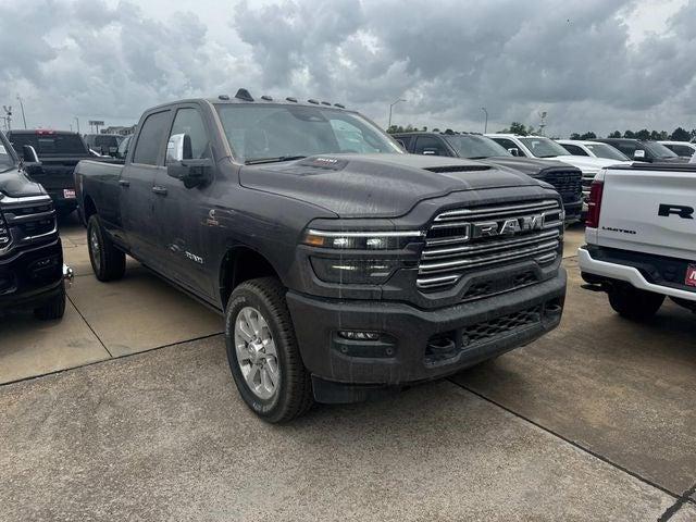 2025 RAM Ram 3500 RAM 3500 LARAMIE CREW CAB 4X4 8 BOX