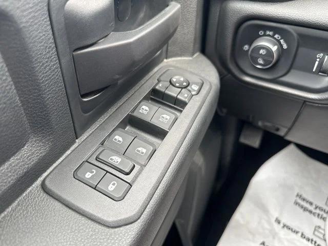 2025 Ram 2500 Tradesman Crew Cab 4x4 64 Box