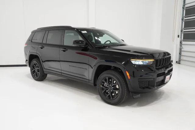 2025 Jeep Grand Cherokee GRAND CHEROKEE L ALTITUDE X 4X2