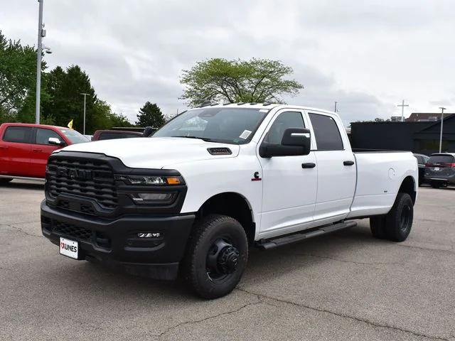 2025 RAM Ram 3500 RAM 3500 TRADESMAN CREW CAB 4X4 8 BOX