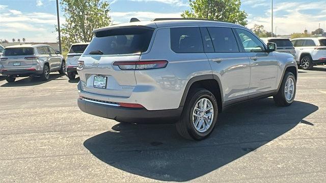 2025 Jeep Grand Cherokee GRAND CHEROKEE L LAREDO X 4X2