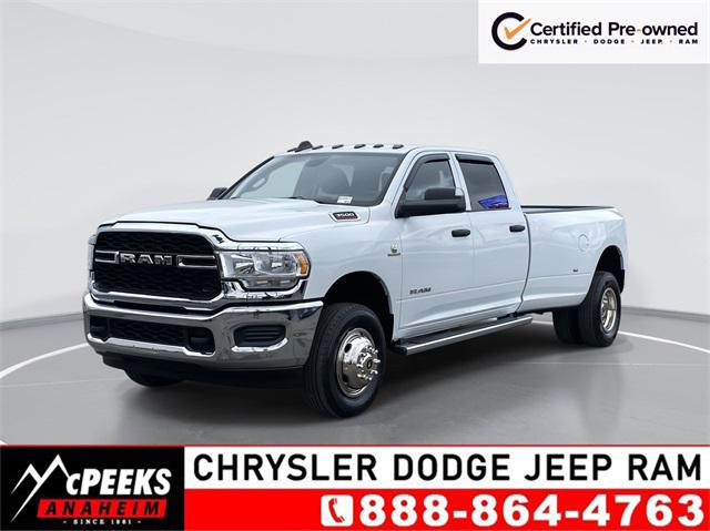 2022 RAM 3500 Tradesman Crew Cab 4x4 8 Box