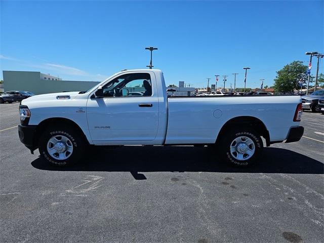 2022 RAM 2500 Tradesman Regular Cab 4x2 8 Box