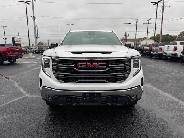 2022 GMC Sierra 1500 4WD Crew Cab Short Box SLT