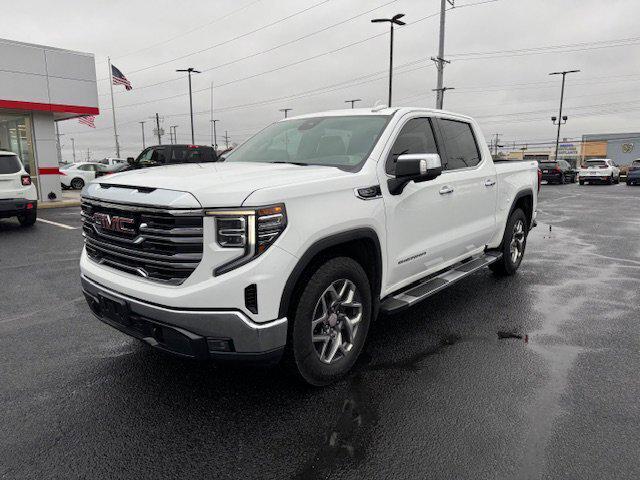 2022 GMC Sierra 1500 4WD Crew Cab Short Box SLT