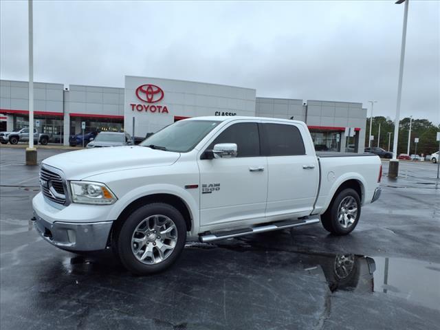 2019 RAM 1500 Classic Laramie Crew Cab 4x2 57 Box