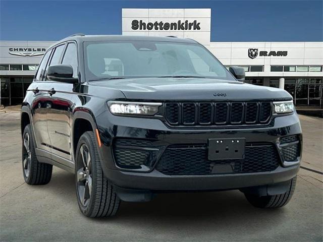 2025 Jeep Grand Cherokee GRAND CHEROKEE ALTITUDE X 4X4