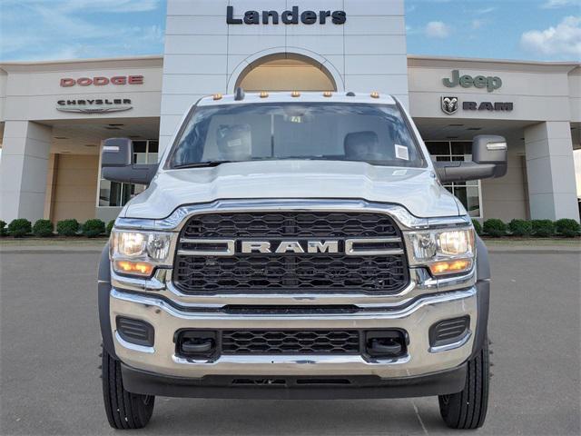 2024 RAM Ram 5500 Chassis Cab RAM 5500 TRADESMAN CHASSIS REGULAR CAB 4X4 84 CA