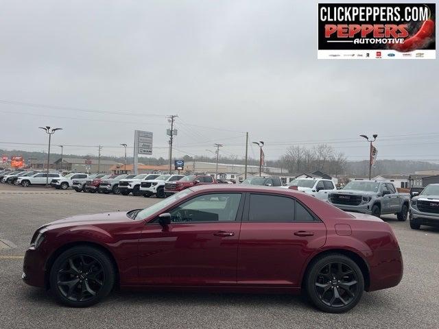 2020 Chrysler 300 Touring