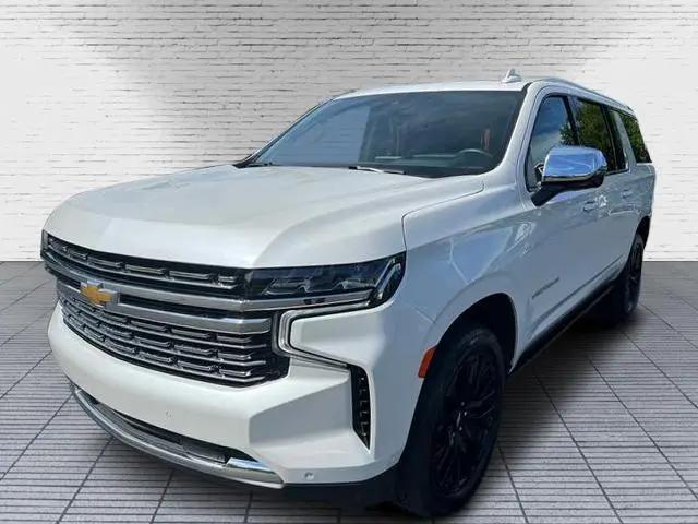 2023 Chevrolet Suburban 4WD Premier