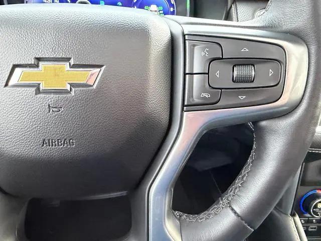 2023 Chevrolet Suburban 4WD Premier