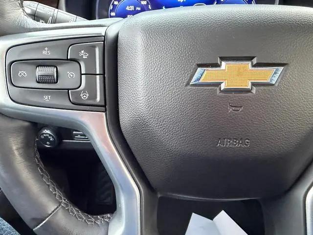 2023 Chevrolet Suburban 4WD Premier