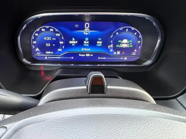 2023 Chevrolet Suburban 4WD Premier