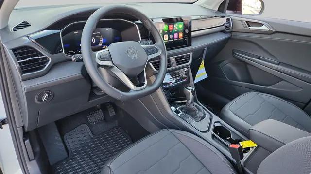 2025 Volkswagen Taos 1.5T SE Black