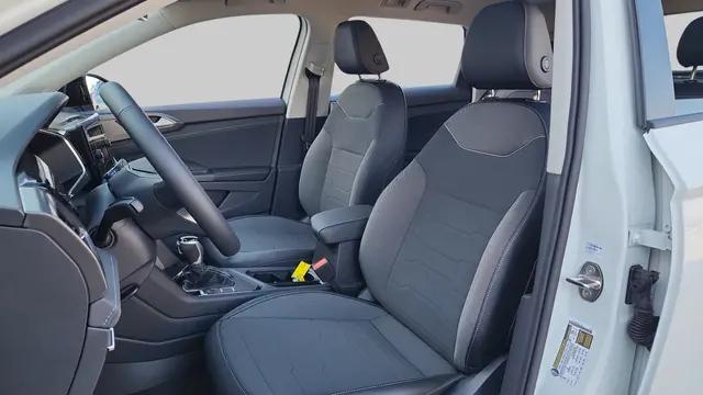 2025 Volkswagen Taos 1.5T SE Black