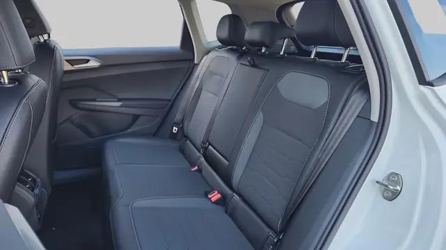 2025 Volkswagen Taos 1.5T SE Black
