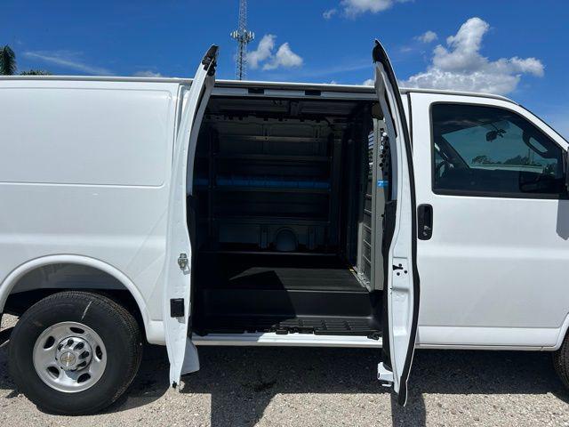 2025 Chevrolet Express Cargo Van RWD 2500 Regular Wheelbase WT