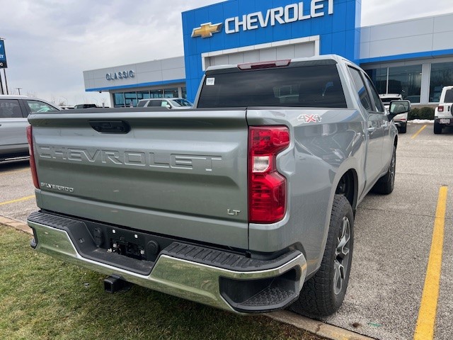 2025 Chevrolet Silverado 1500 4WD Crew Cab Short Bed LT with 2FL
