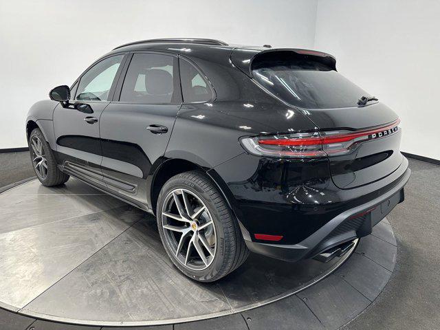 2025 Porsche Macan Macan
